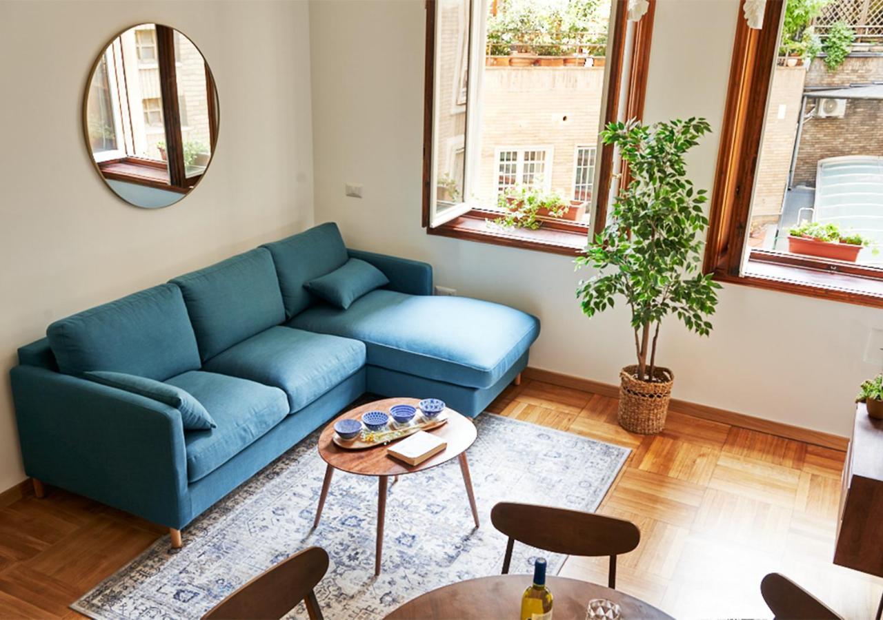 Appartement Cozy Duomo - Elegant & Quiet, 300M From Cathedral à Milan Extérieur photo