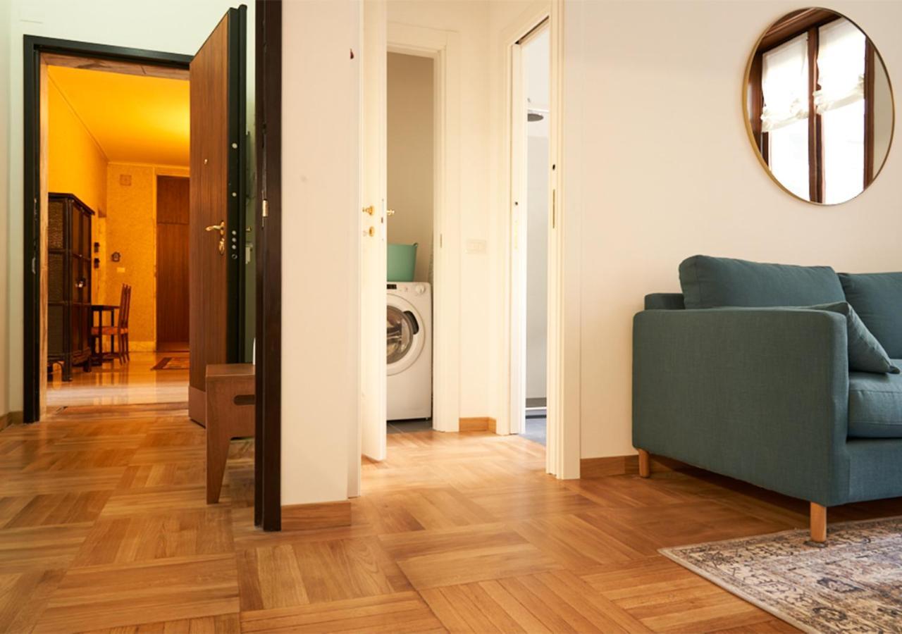Appartement Cozy Duomo - Elegant & Quiet, 300M From Cathedral à Milan Extérieur photo